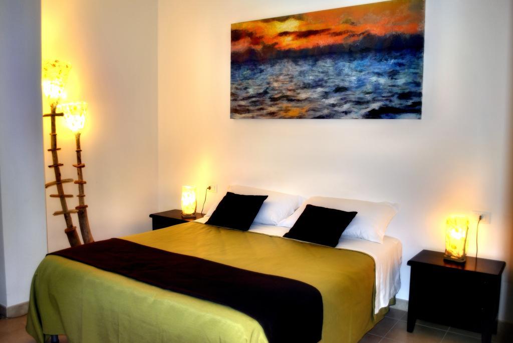 Il Rifugio Di Hazel Bed and Breakfast San Vito Lo Capo Habitación foto